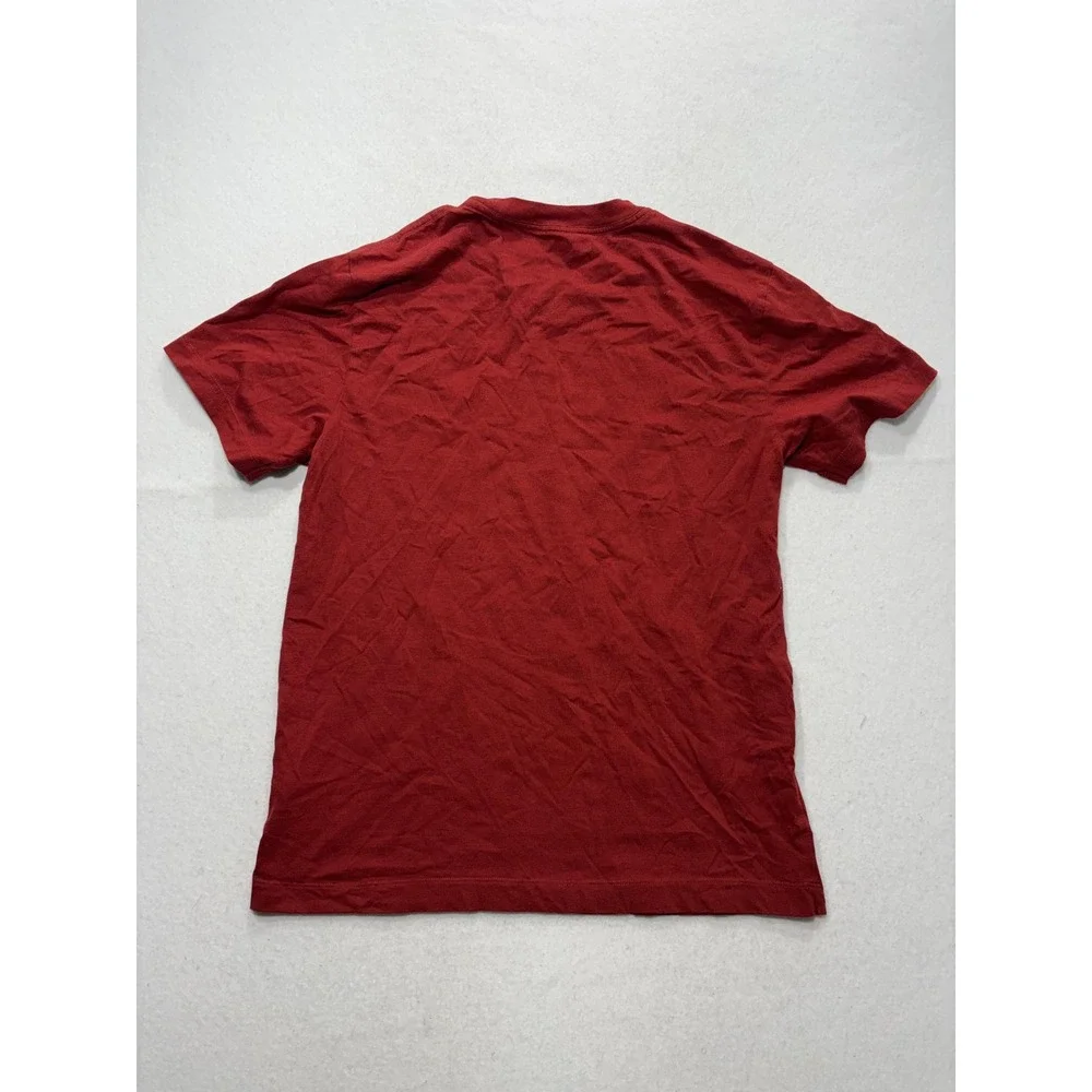 True Religion Shirt Mens Small Red Buddha Logo Graphic Tee Short Sleeve Cotton